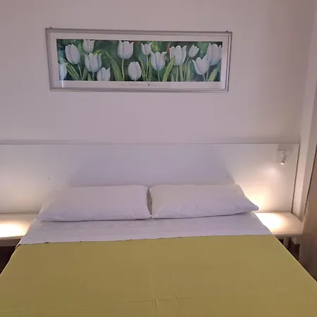 Il Profumo Di Ginestre Bed & Breakfast 3*